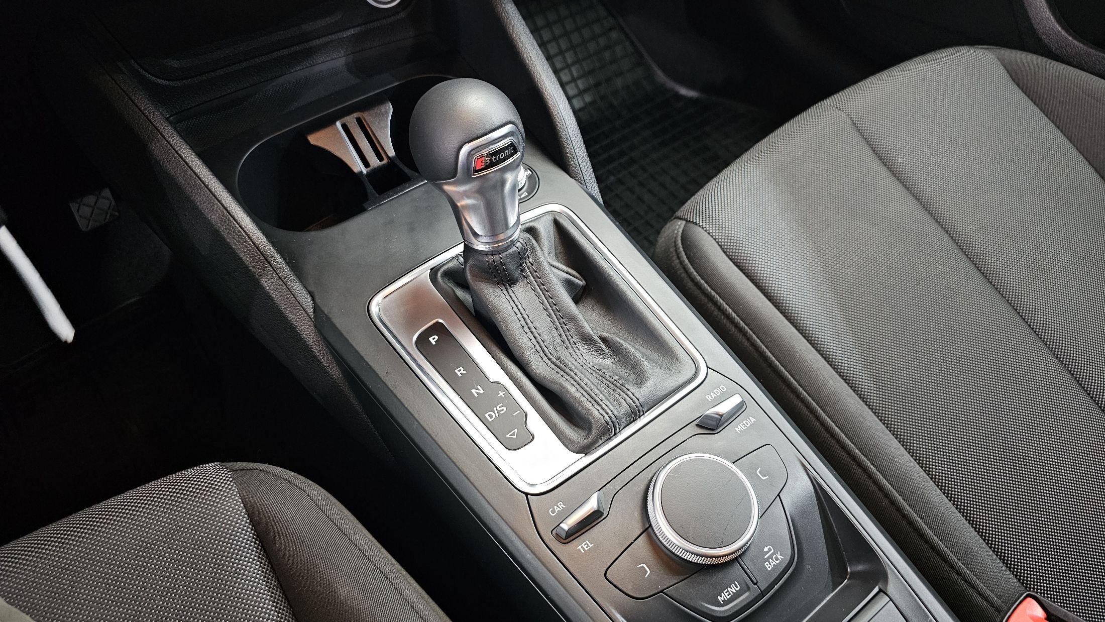 AUDI Q2 2018