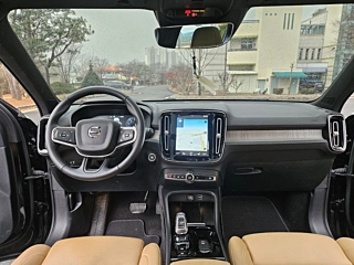 VOLVO XC40  B4 Insignia 2021