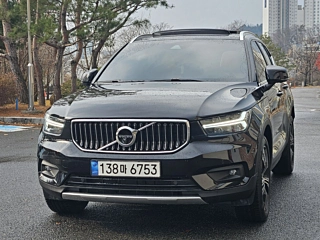 VOLVO XC40  B4 Insignia 2021