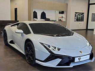 Заказать LAMBORGHINI HURACAN