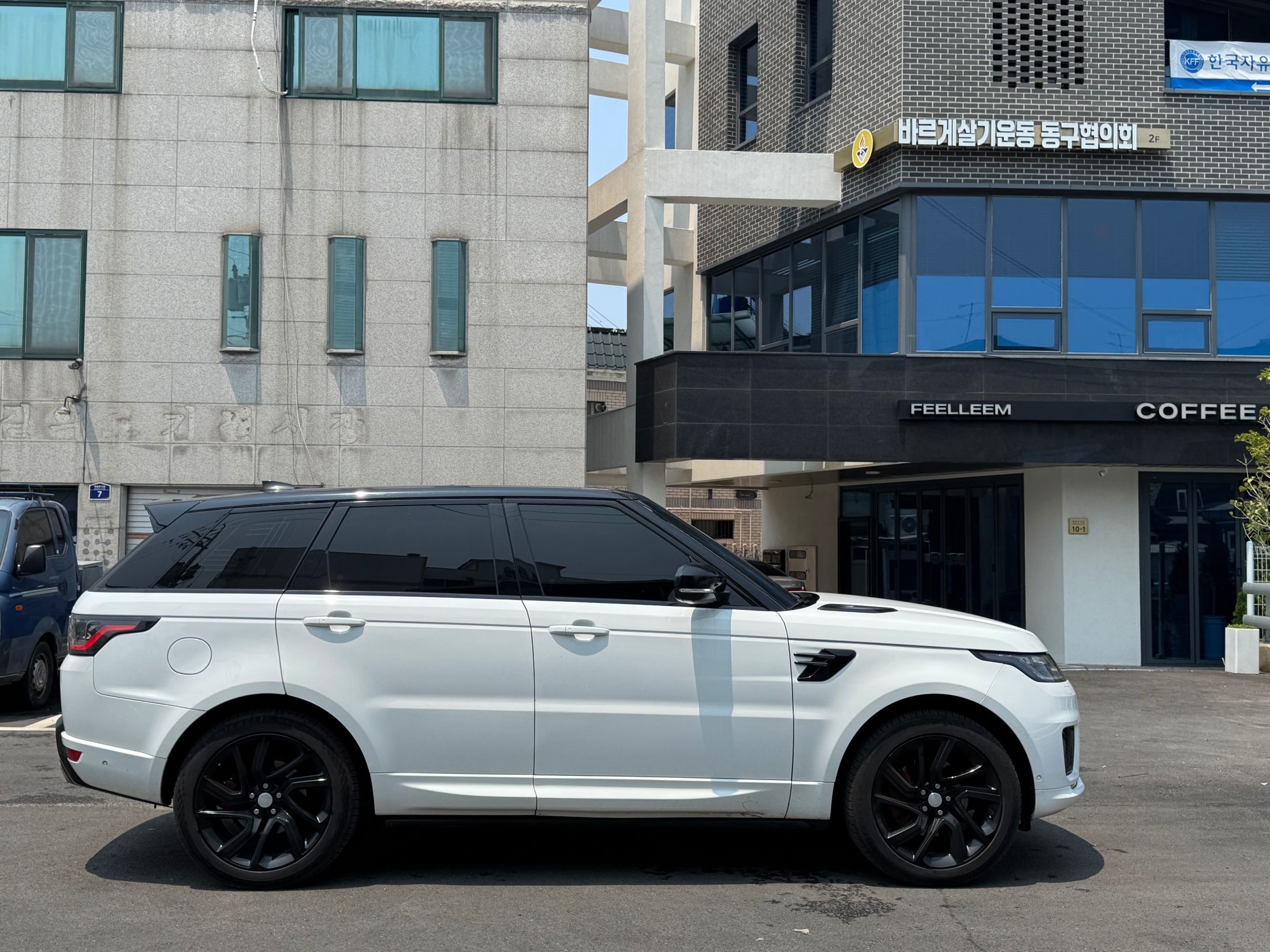 LAND ROVER RANGE ROVER SPORT