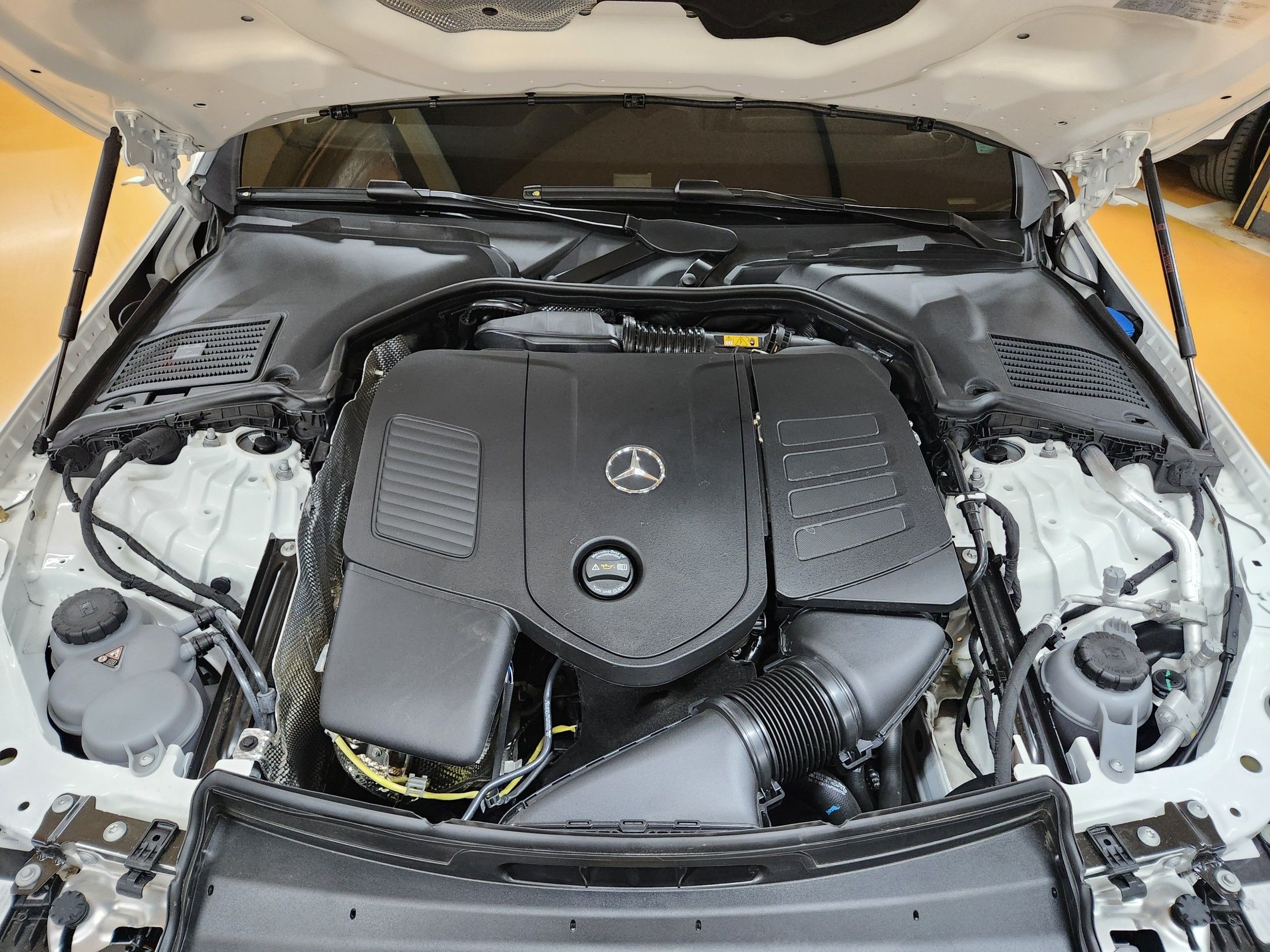 MERCEDES BENZ C-CLASS W206