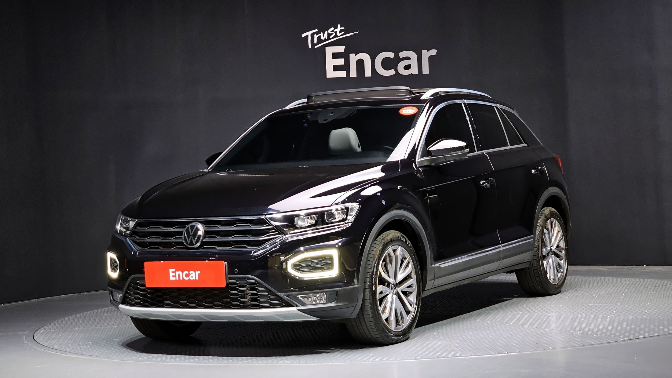 VOLKSWAGEN T-ROC 2021
