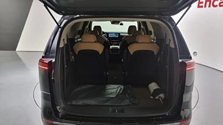 KIA CARNIVAL  4 GENERATION 9 Seater Prestige 2023