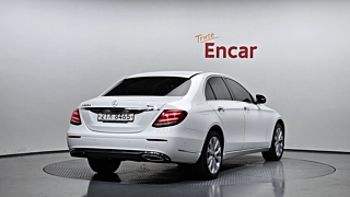 MERCEDES BENZ E-CLASS W213 2017