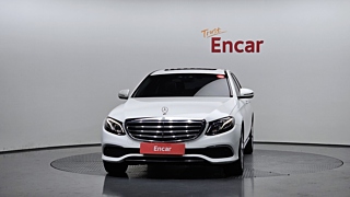 MERCEDES BENZ E-CLASS W213 2017