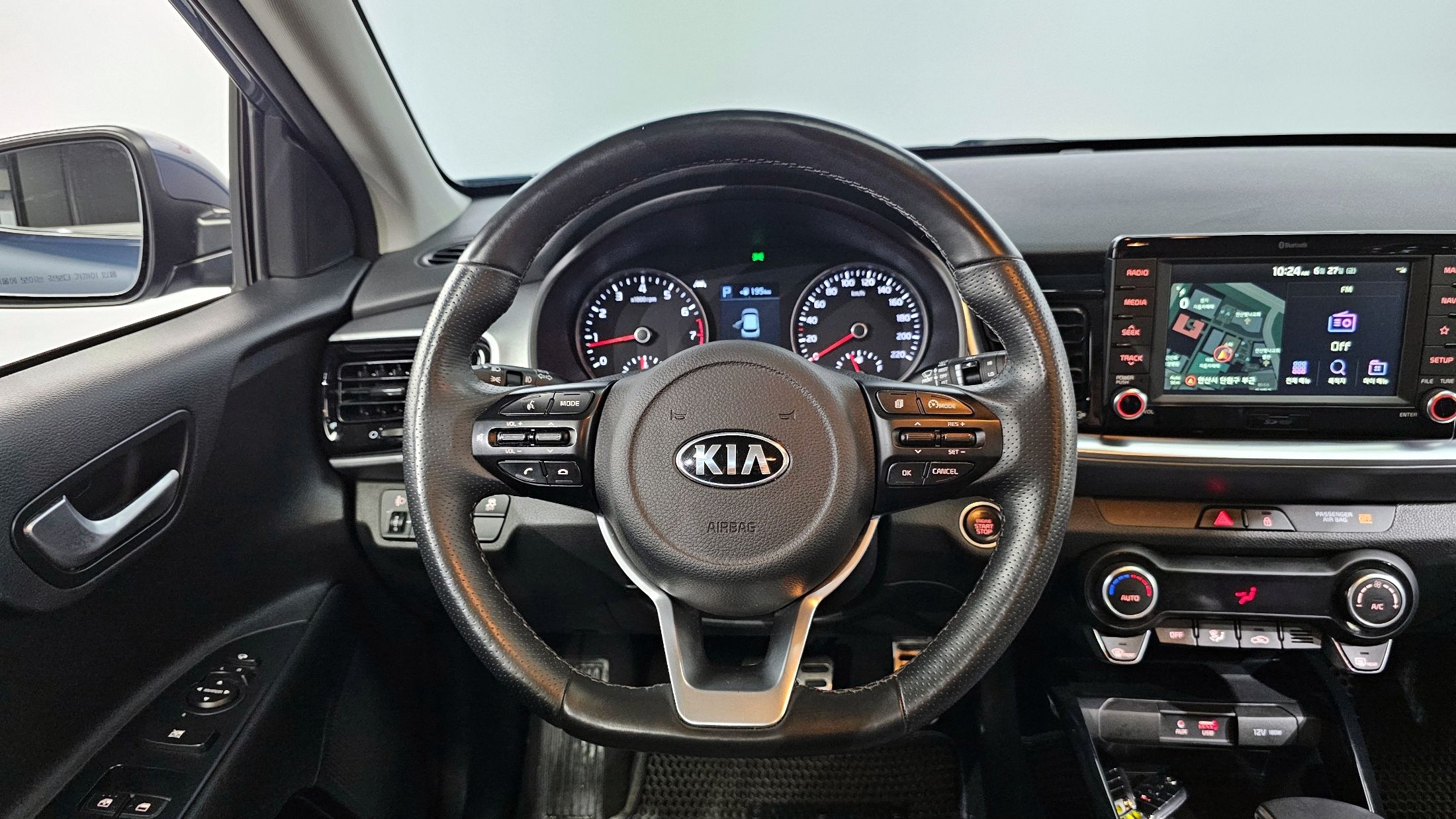 KIA STONIC