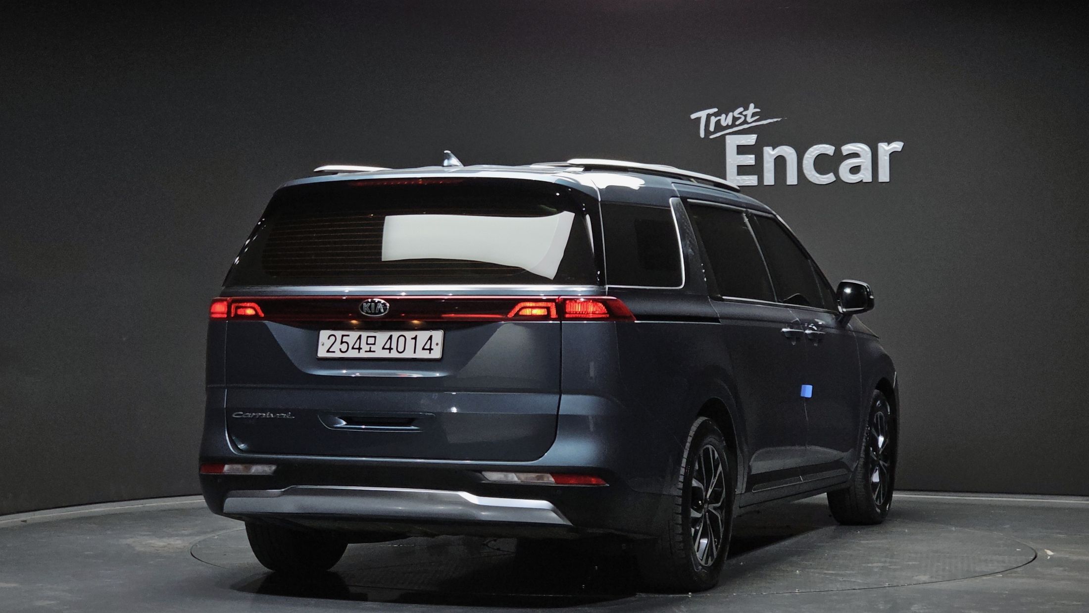 KIA CARNIVAL 2021