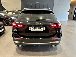 MERCEDES BENZ GLA-CLASS H247 2024