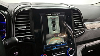 SAMSUNG QM6 2020