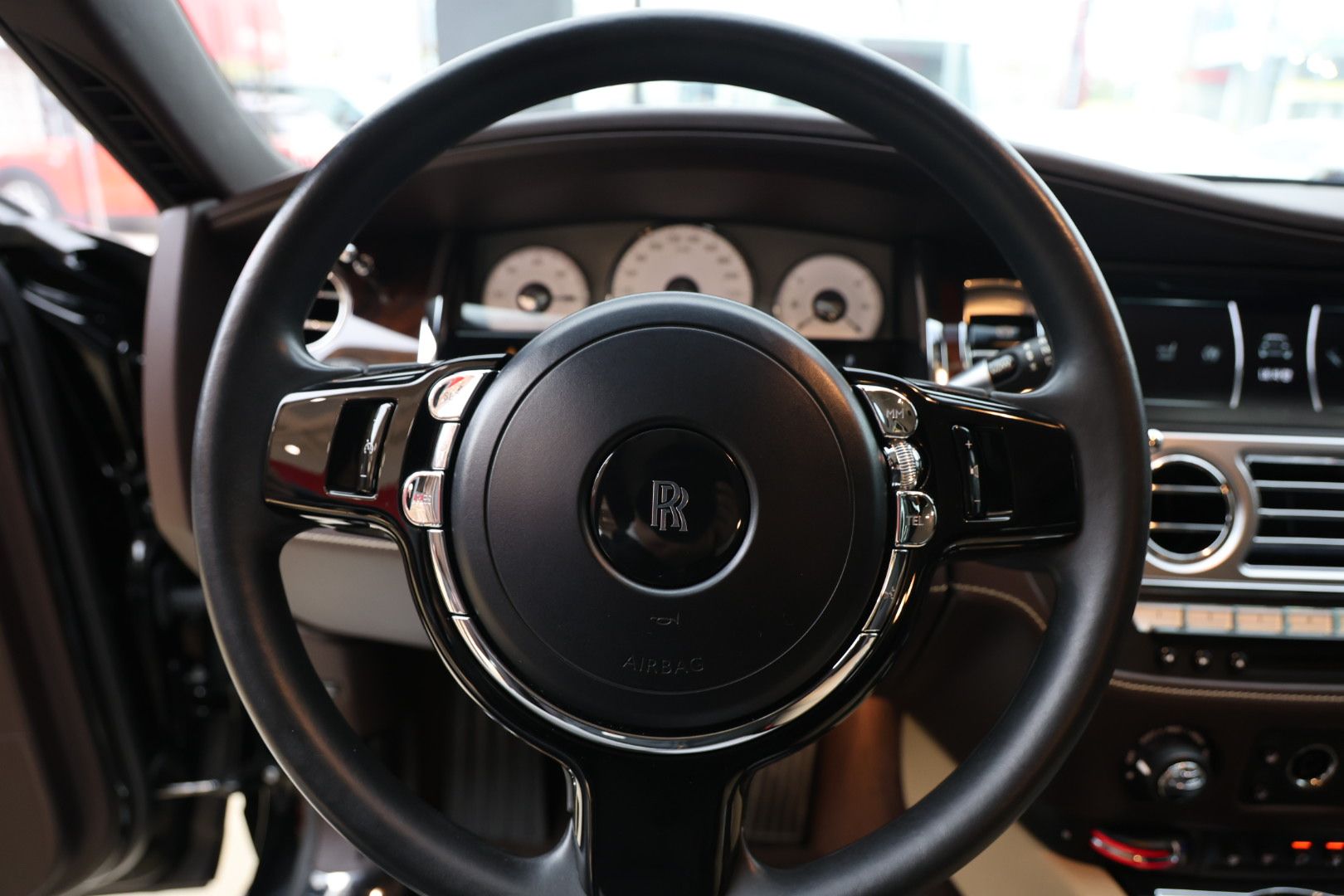 ROLLS ROYCE GHOST 2018