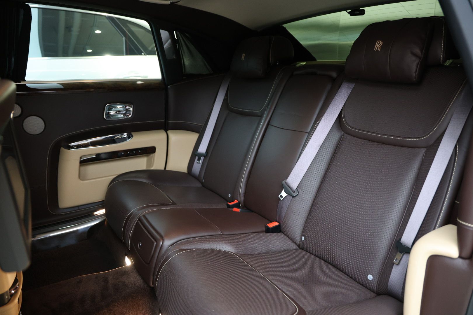 ROLLS ROYCE GHOST 2018