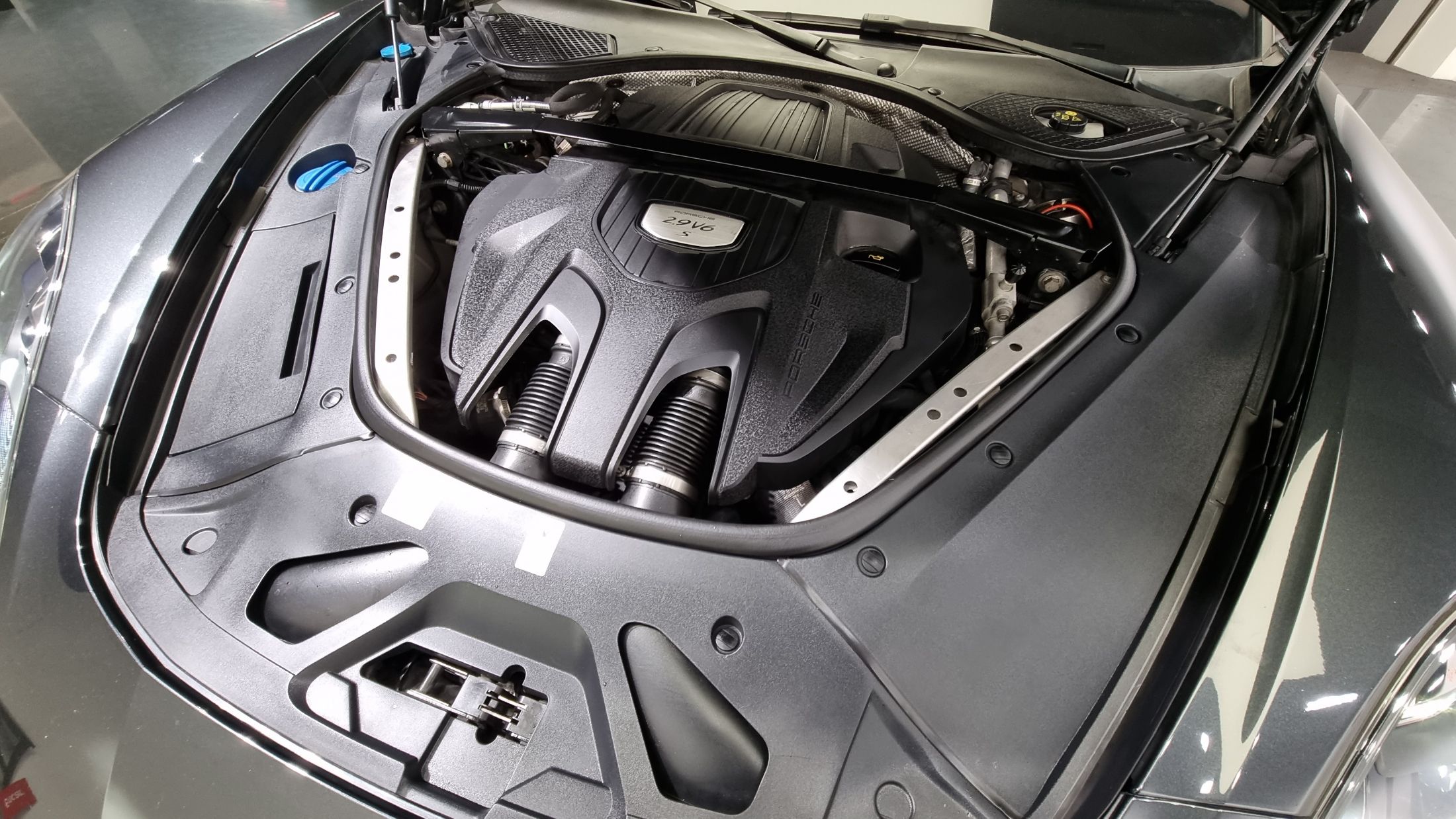 PORSCHE PANAMERA 971 2017