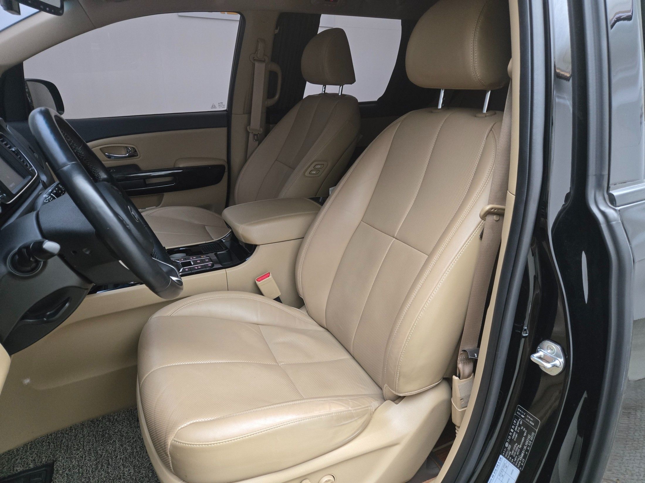 KIA CARNIVAL 2020
