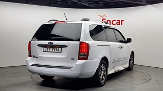 KIA CARNIVAL GRAND 2014