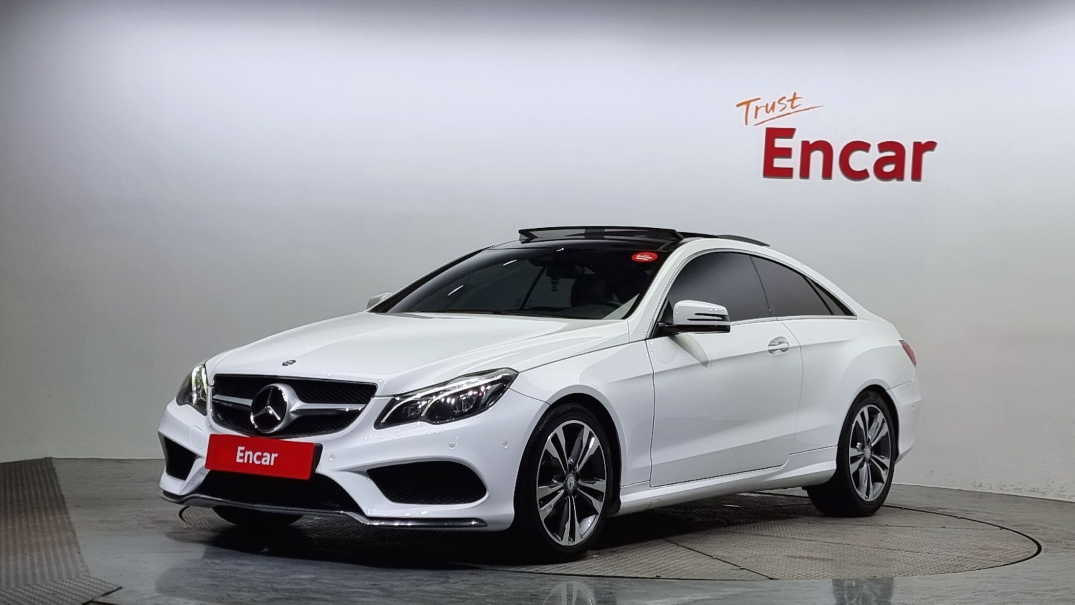 MERCEDES BENZ E-CLASS W212 2017