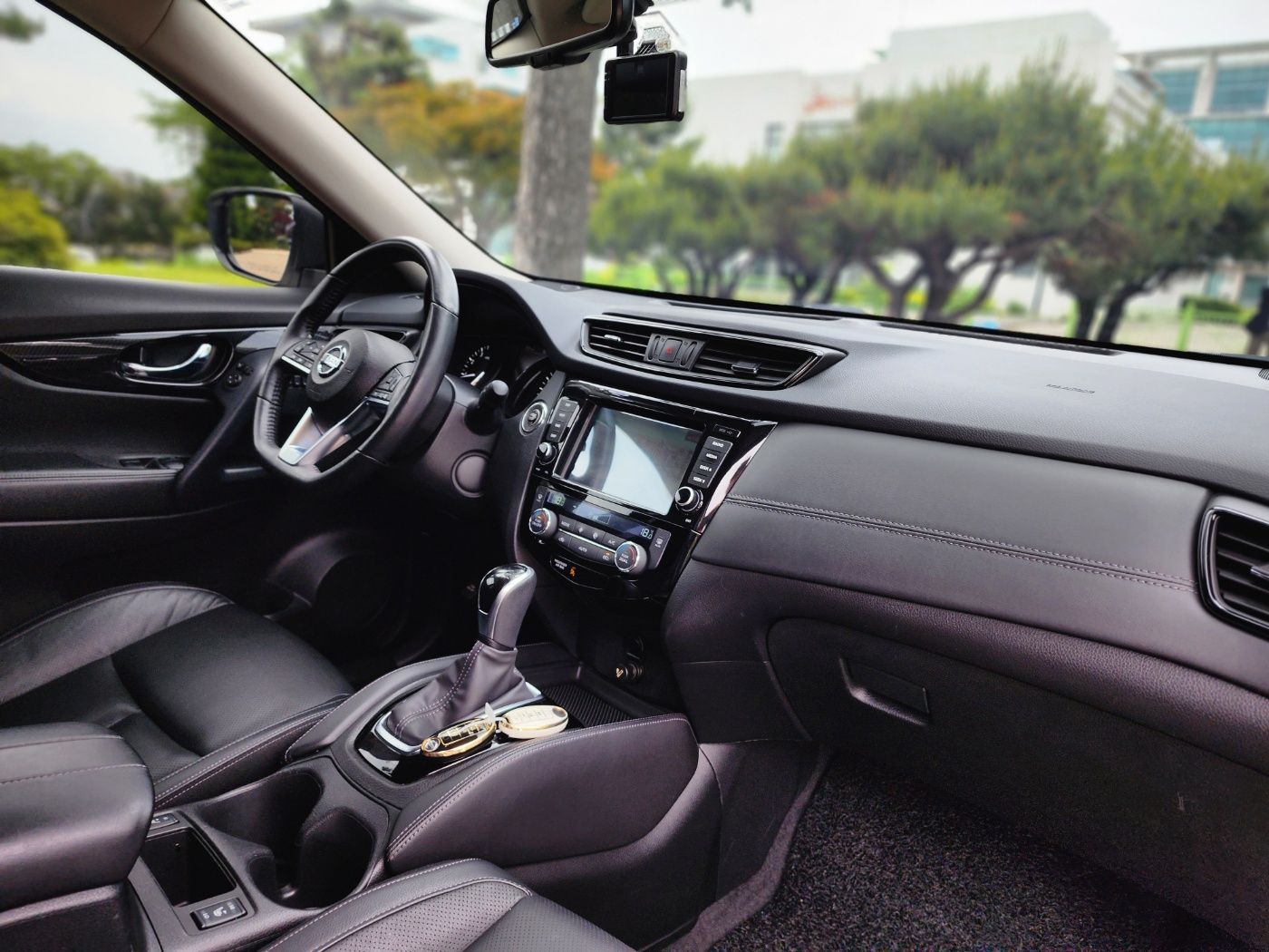 NISSAN X-TRAIL 2018