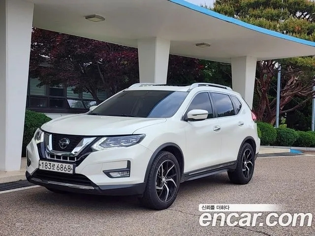 NISSAN X-TRAIL 2018
