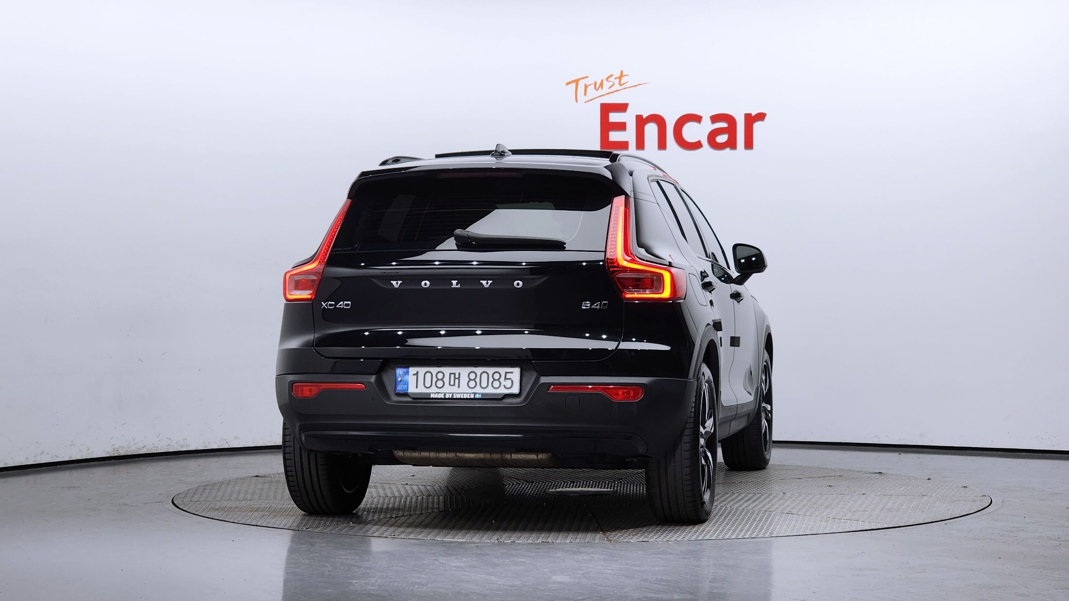 VOLVO XC40 2022