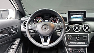 MERCEDES BENZ GLA-CLASS X156 2017