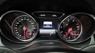 MERCEDES BENZ GLA-CLASS X156 2017