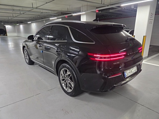 GENESIS GV70 2021