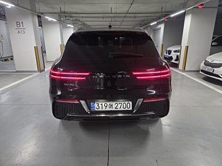 GENESIS GV70 2021