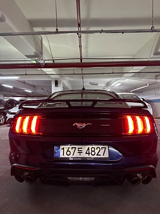 FORD MUSTANG 2020