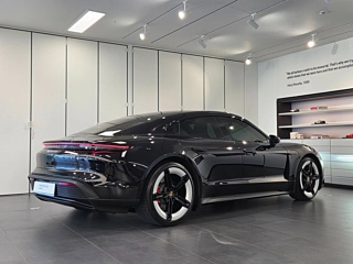 Заказать PORSCHE TAYCAN