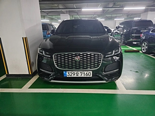 Заказать JAGUAR F-PACE