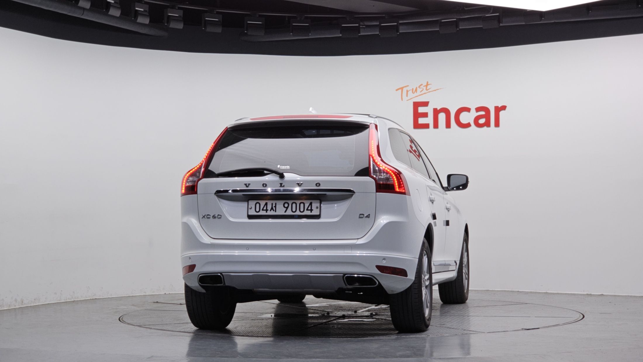 VOLVO XC60 2017