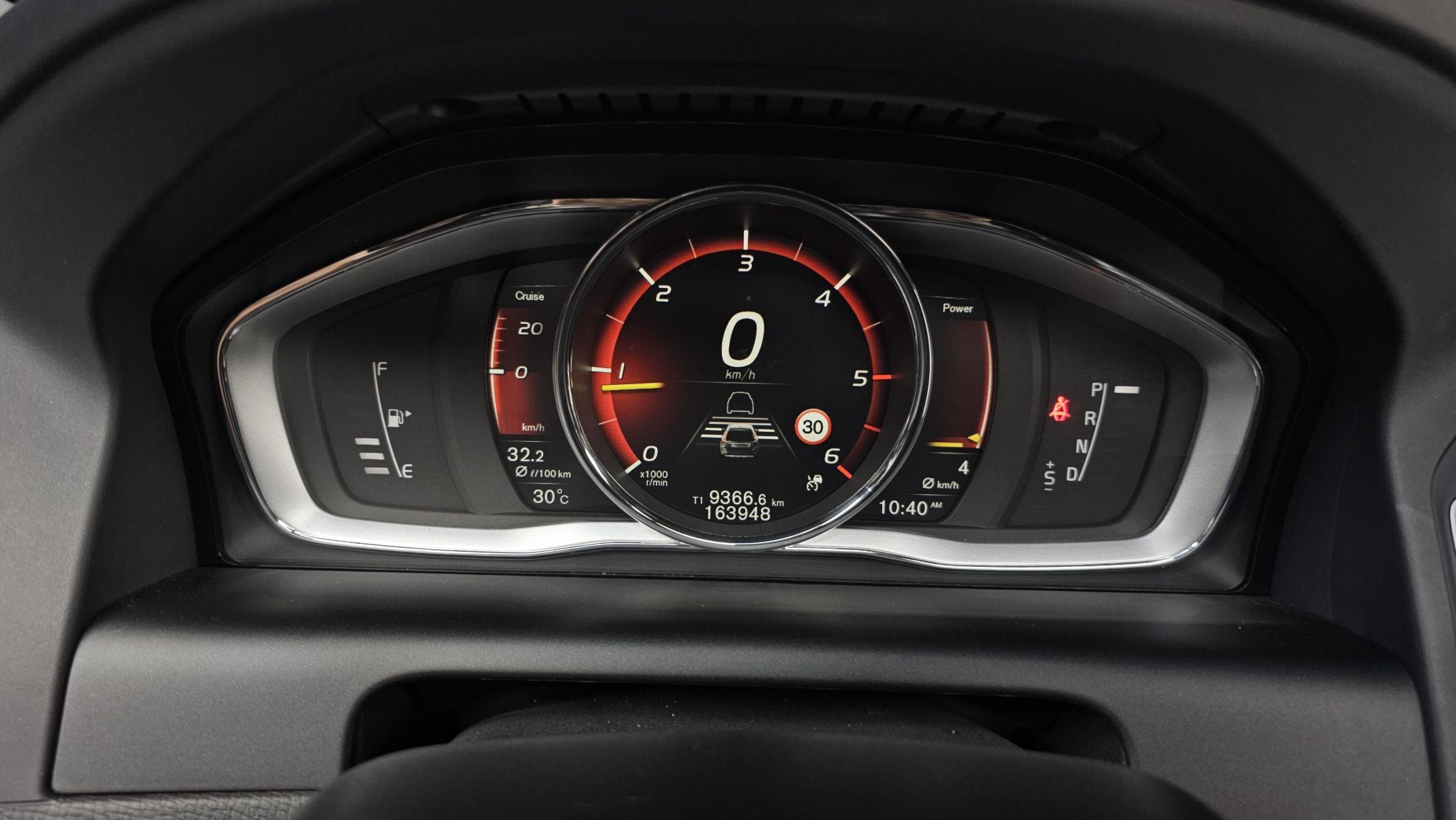 VOLVO XC60 2017