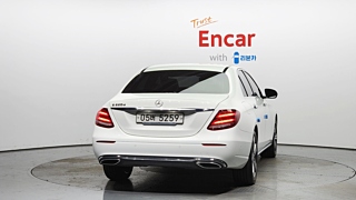 MERCEDES BENZ E-CLASS W213 2018