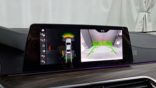BMW 5-SERIES G30 2019