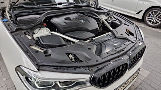 BMW 5-SERIES G30 2019