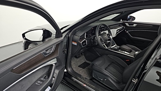 AUDI A6 C8 2025