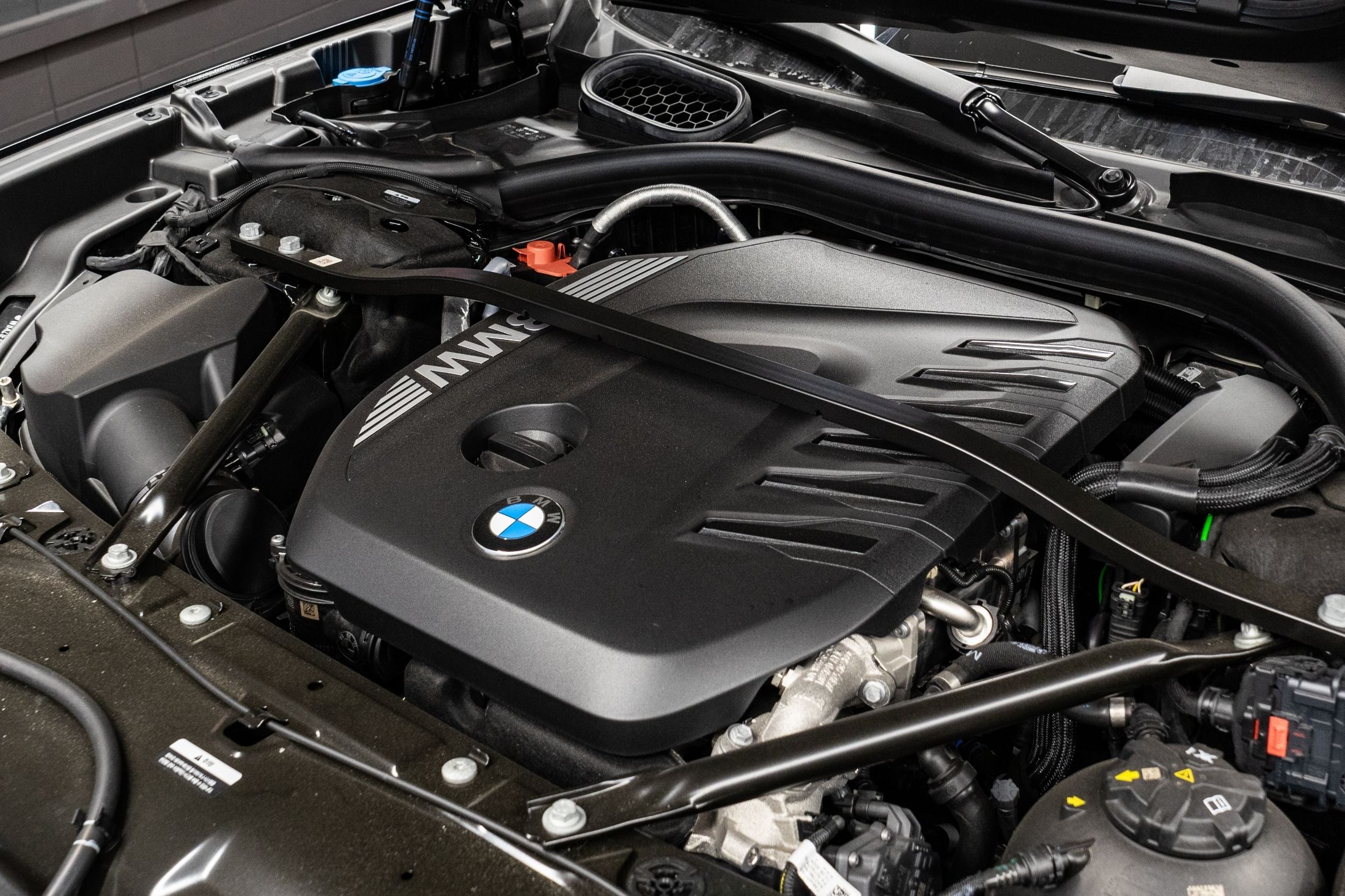BMW 7-SERIES G70 2025