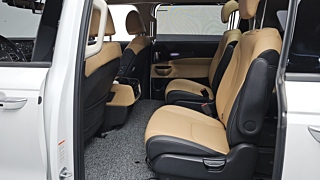 KIA CARNIVAL 2021