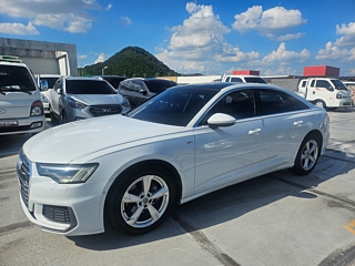 AUDI A6 C8 2019