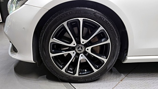 MERCEDES BENZ E-CLASS W213 2016