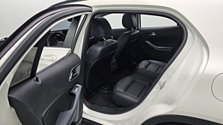 MERCEDES BENZ GLA-CLASS X156 2017