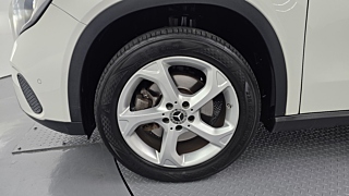 MERCEDES BENZ GLA-CLASS X156 2017