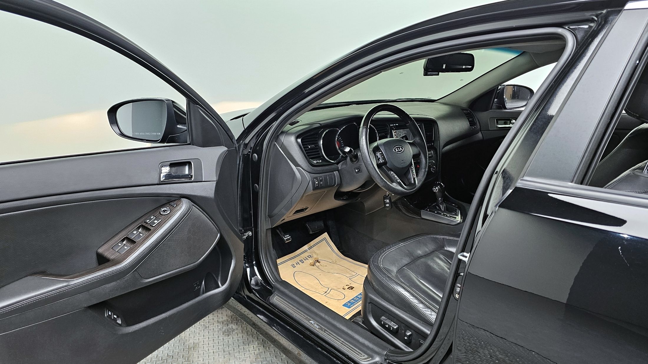 KIA K5 2011