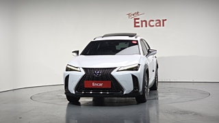 LEXUS UX250H 2021