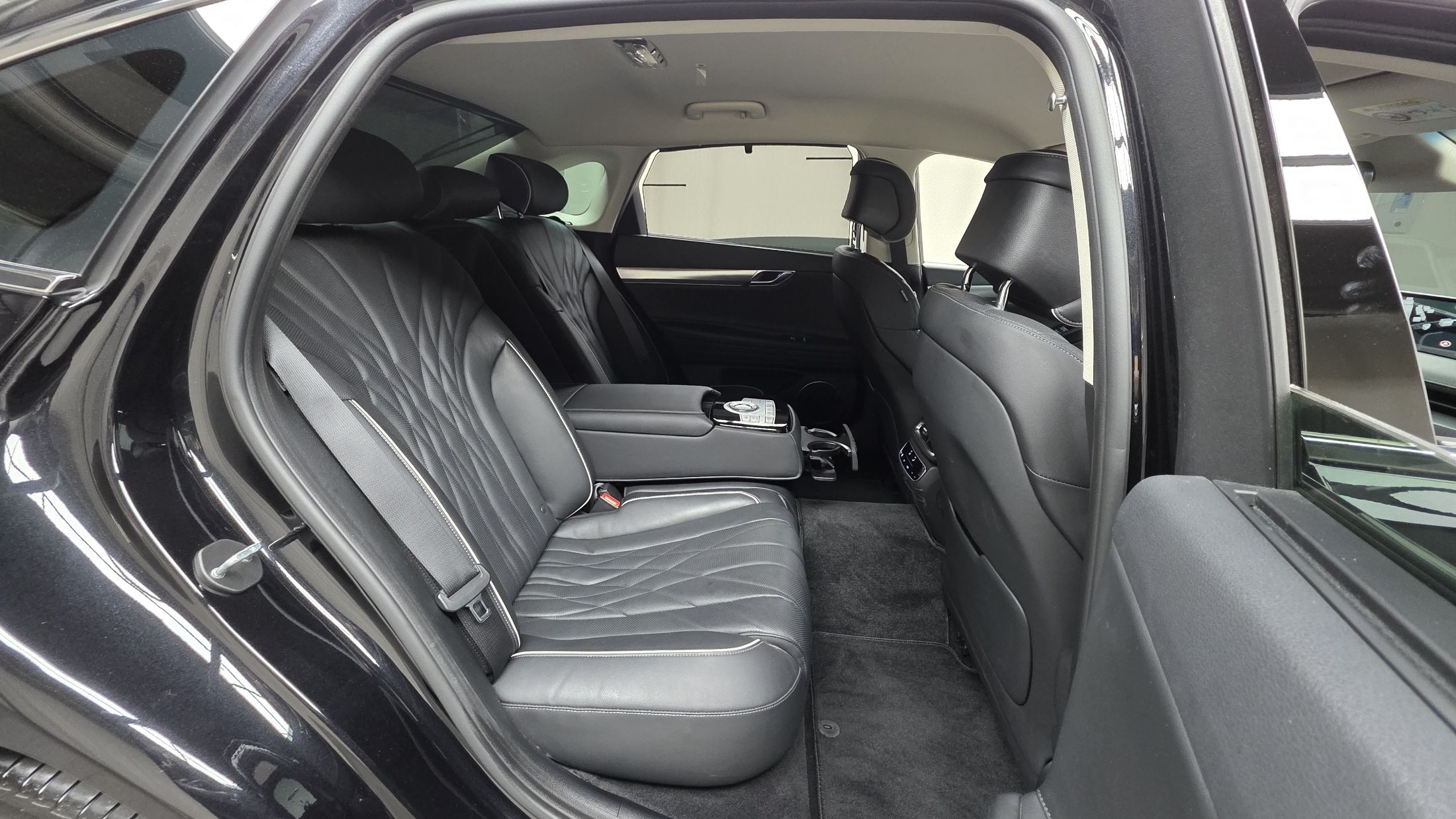 GENESIS G80 RG3 2022