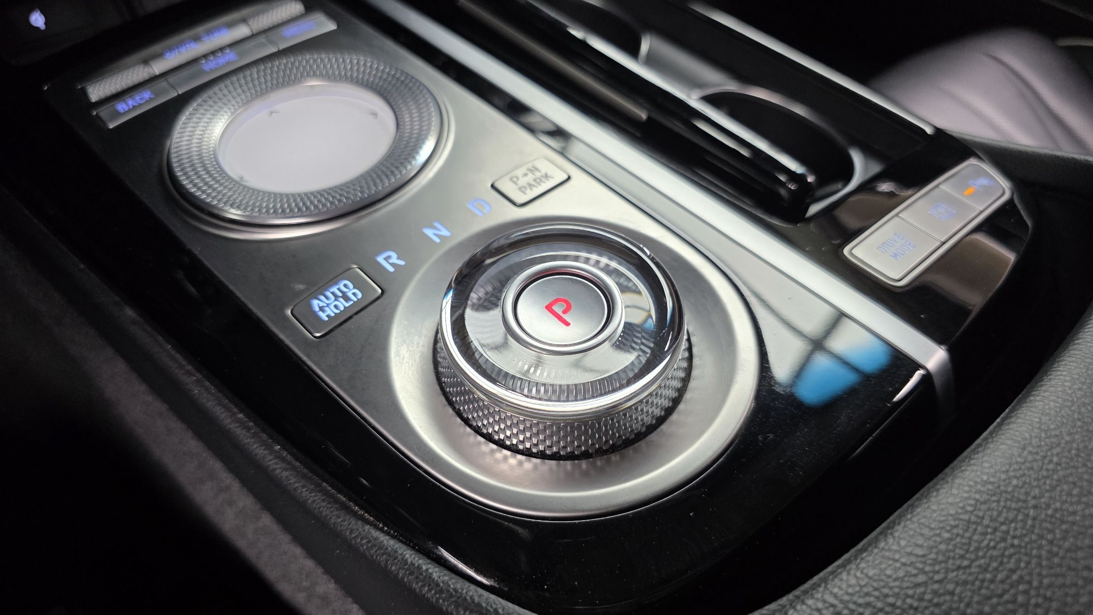 GENESIS G80 RG3 2022