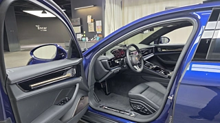 PORSCHE PANAMERA 972 2025