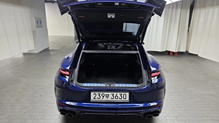 PORSCHE PANAMERA 972 2025