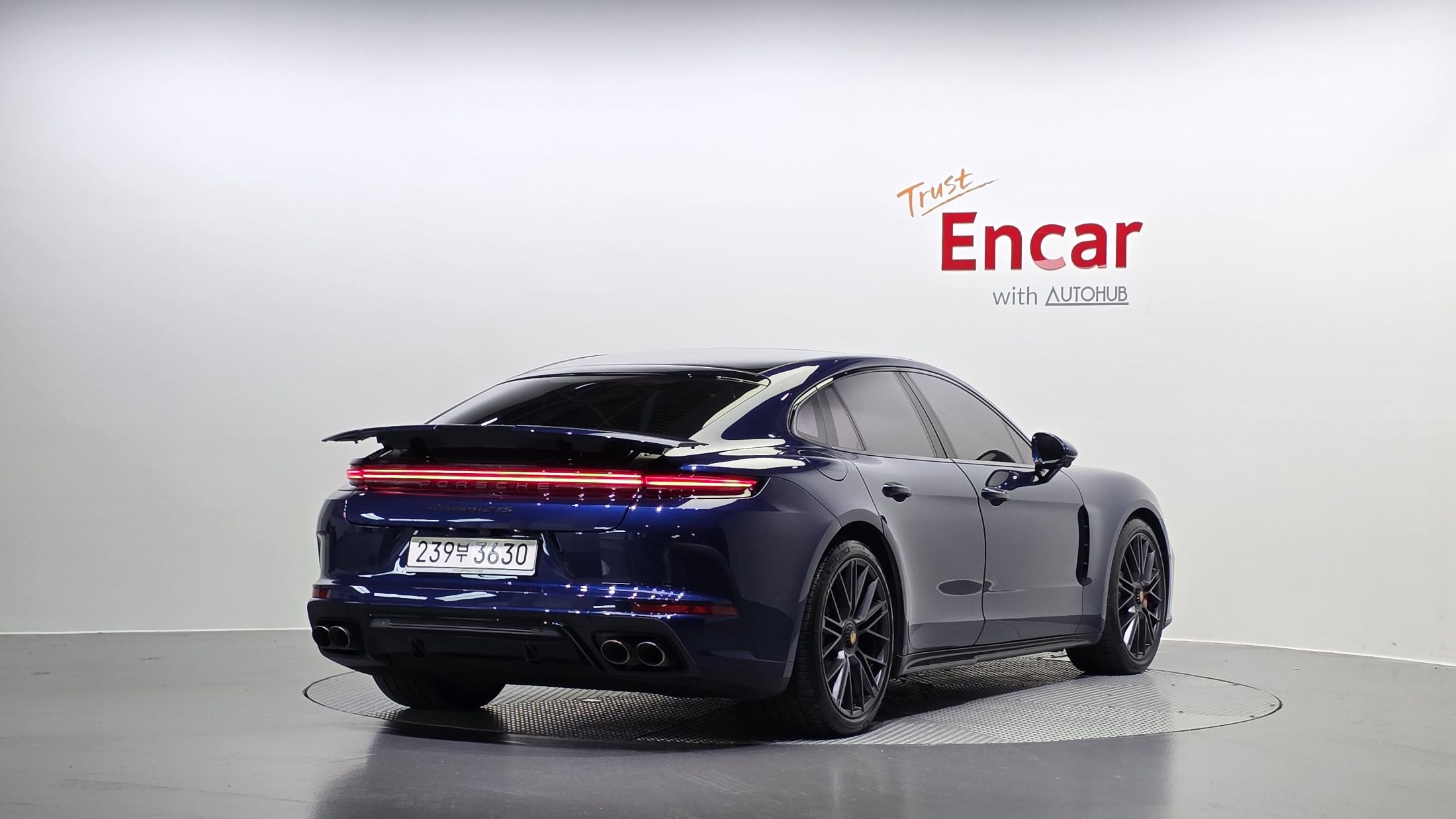PORSCHE PANAMERA 972 2025