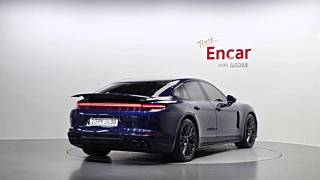 PORSCHE PANAMERA 972 2025